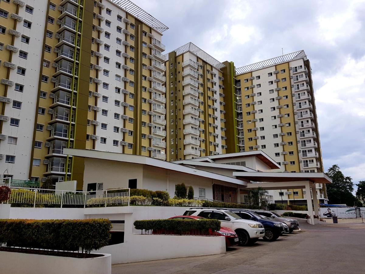 Keys 'N Places Holiday Rentals At Mesaverte Condo คากายันเดโอโร ภายนอก รูปภาพ